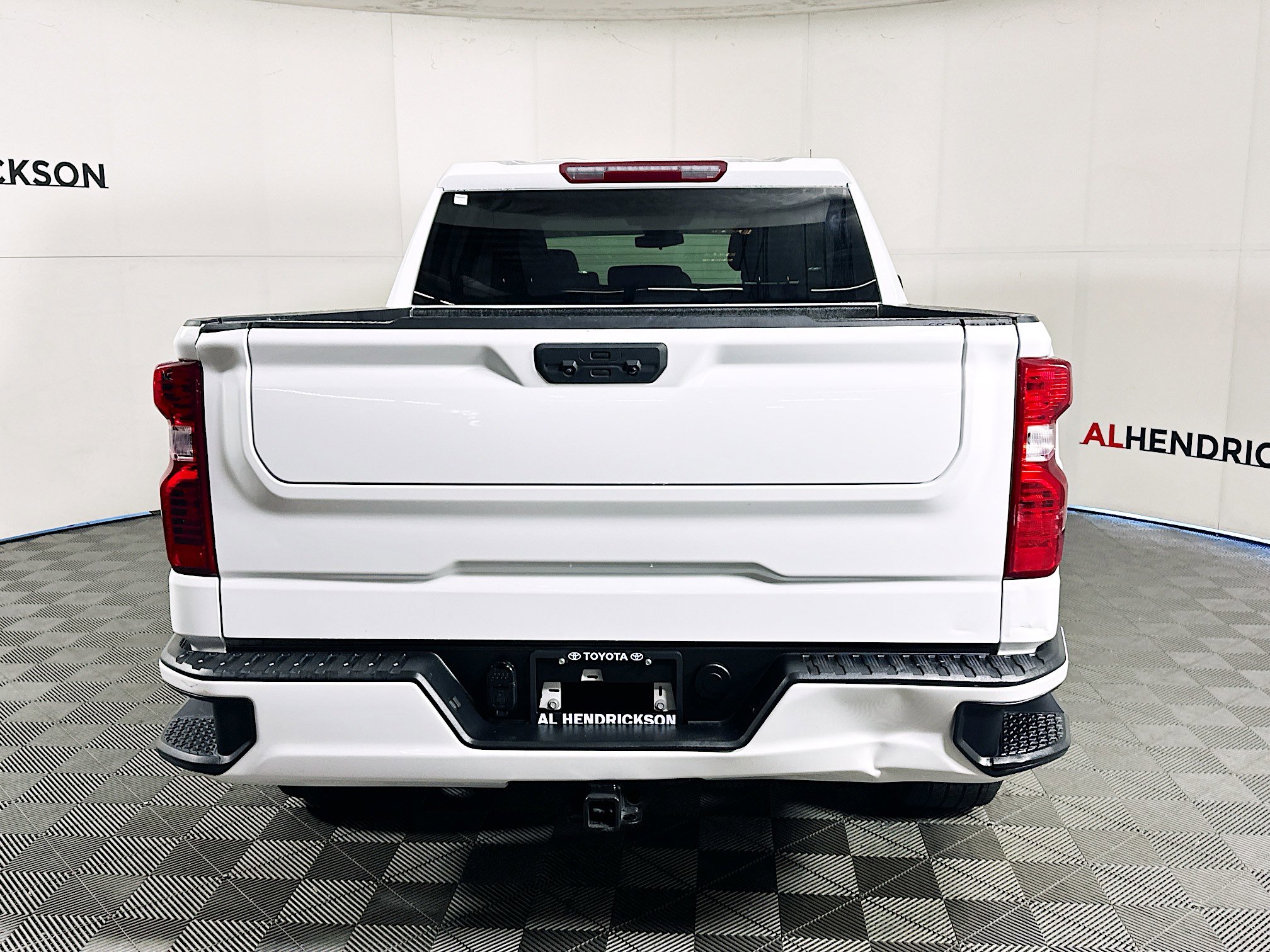 Used 2023 Chevrolet Silverado 1500 Custom image 4