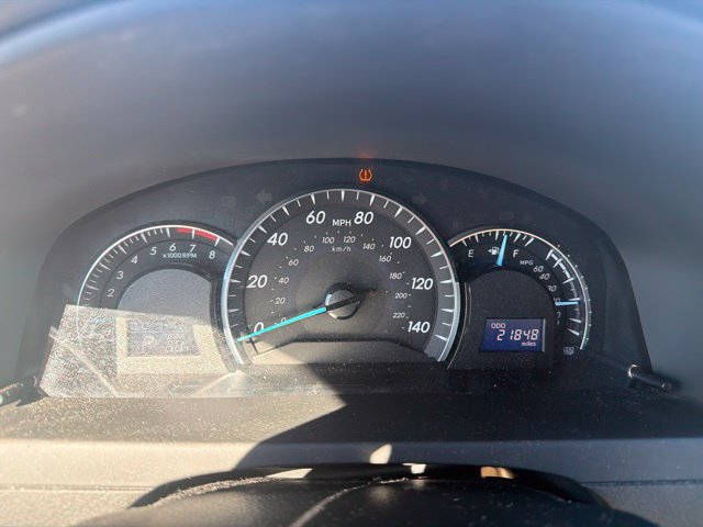 Used 2012 Toyota Camry XLE w/ Leather Pkg FWD image 4