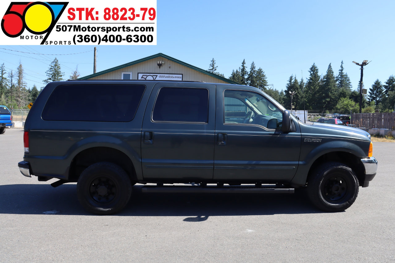 Used 2000 Ford Excursion XLT image 11