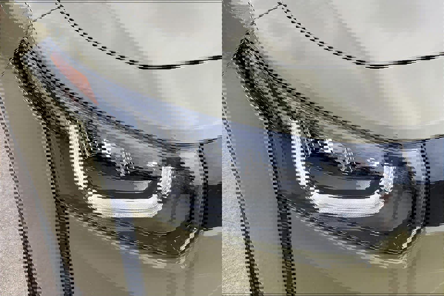 New 2026 Jeep Cherokee Overland w/ Advanced Pro Tech Group image 13