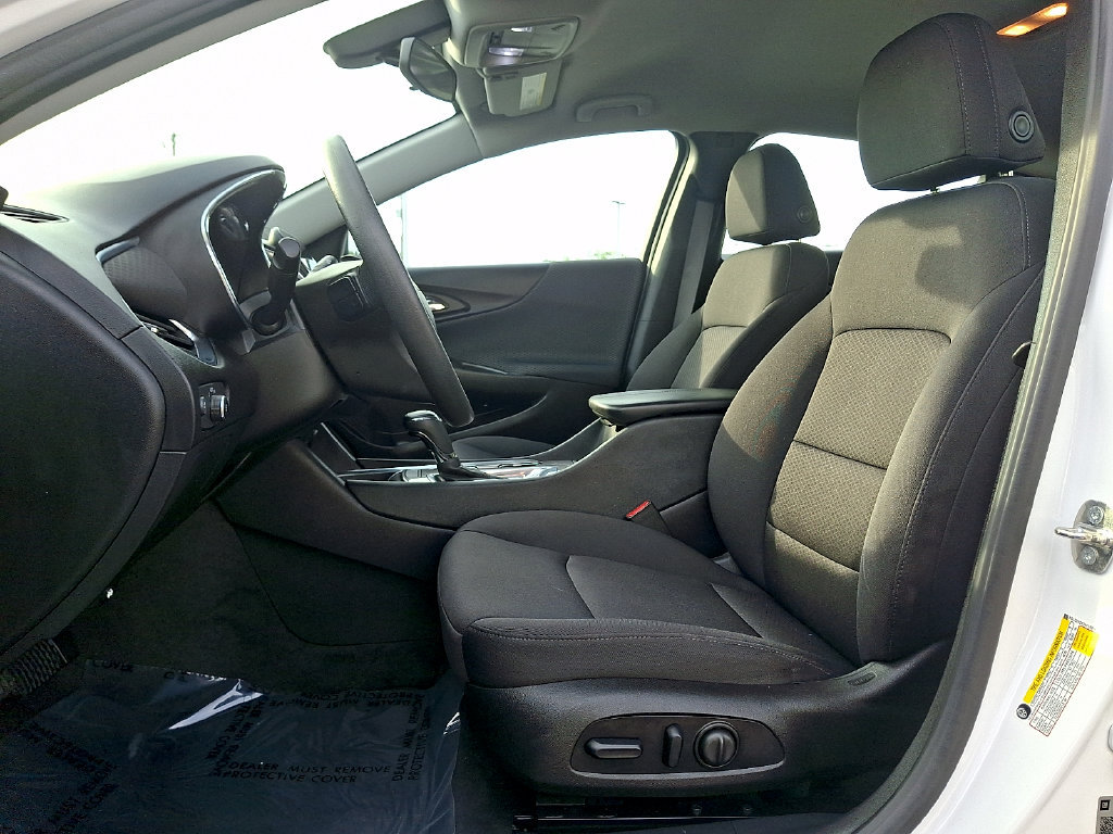 Used 2019 Chevrolet Malibu LT w/ Driver Confidence Package FWD image 12