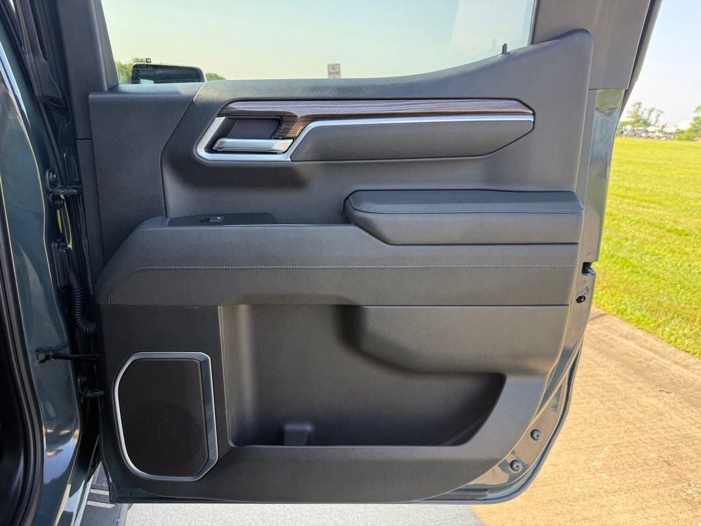 Used 2026 Chevrolet Silverado 1500 LT AWD/4WD image 15