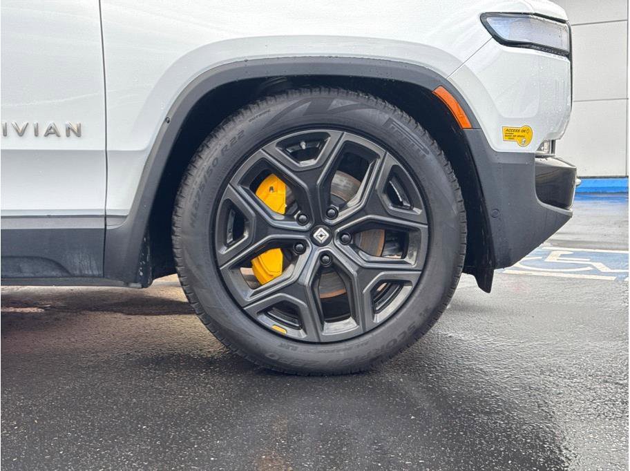 Used 2022 Rivian R1T Launch Edition image 10