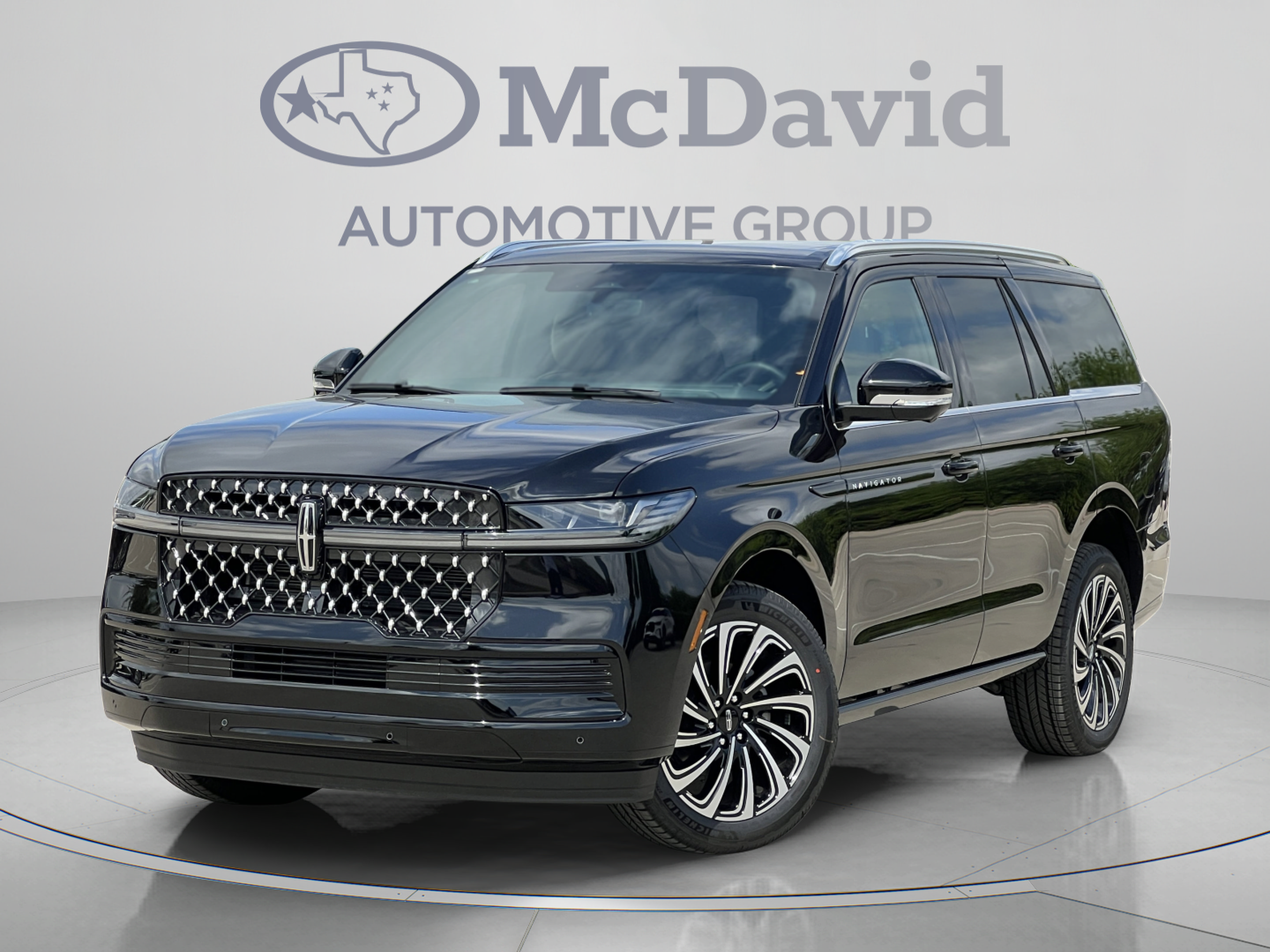 New 2026 Lincoln Navigator Black Label AWD/4WD image 1