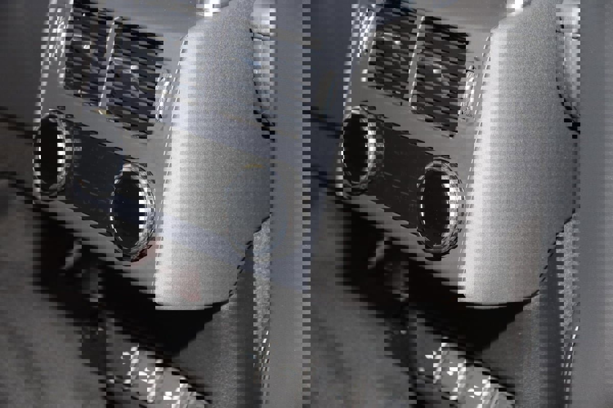 Used 2023 Land Rover Discovery Metropolitan Edition image 16