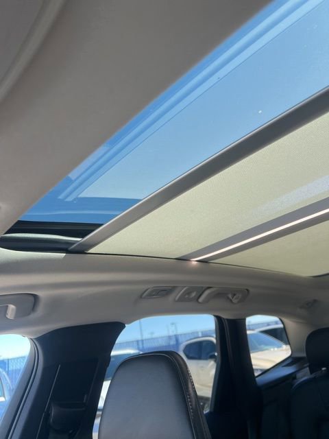 Used 2025 Volvo XC60 B5 Core image 20