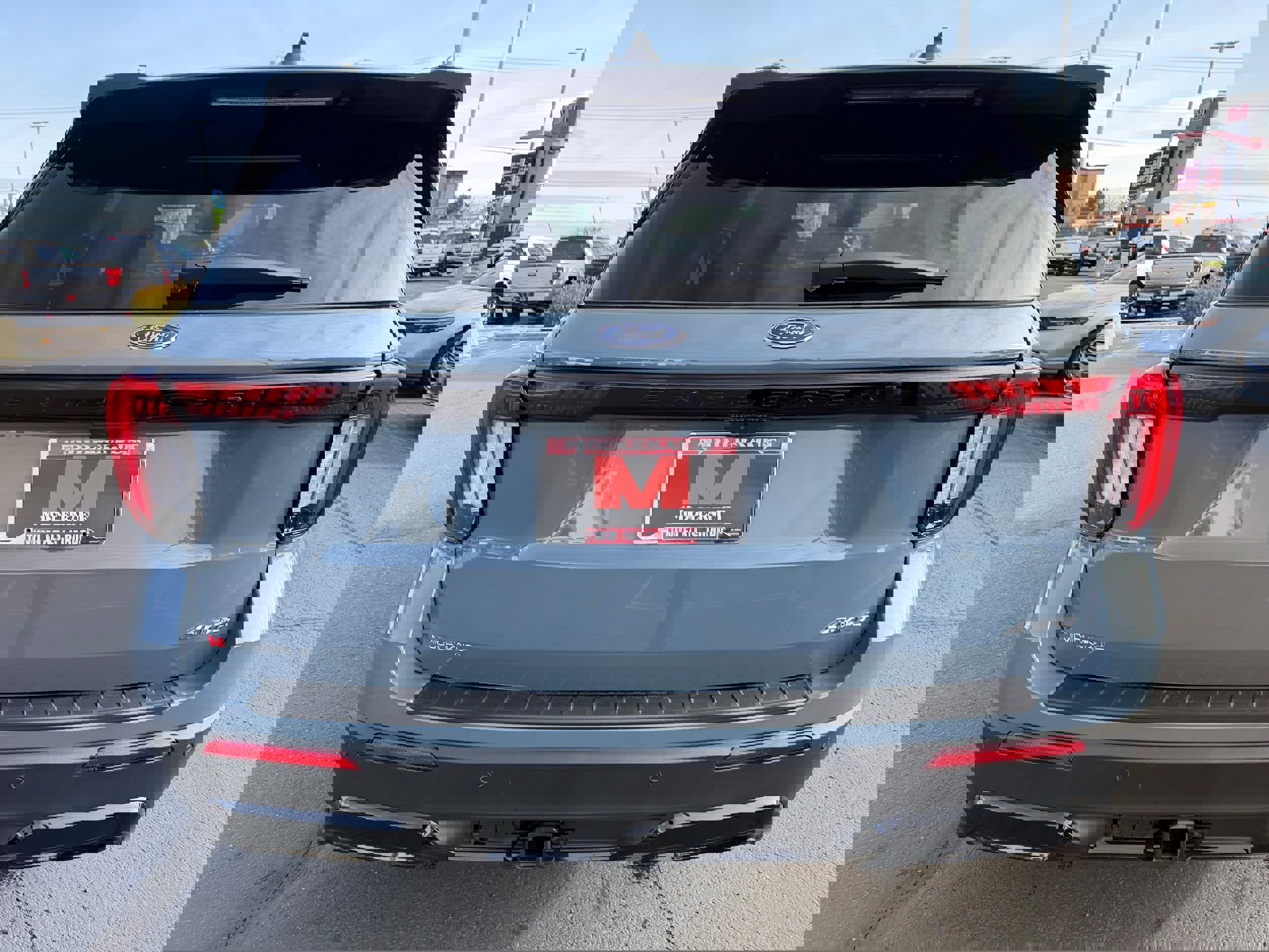 New 2026 Ford Explorer ST-Line w/ ST-Line Street Pack image 4