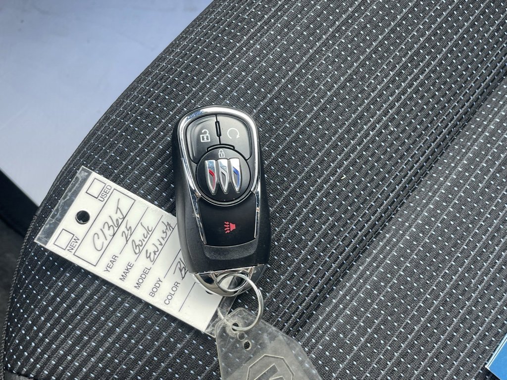 Used 2025 Buick Envista Preferred image 31