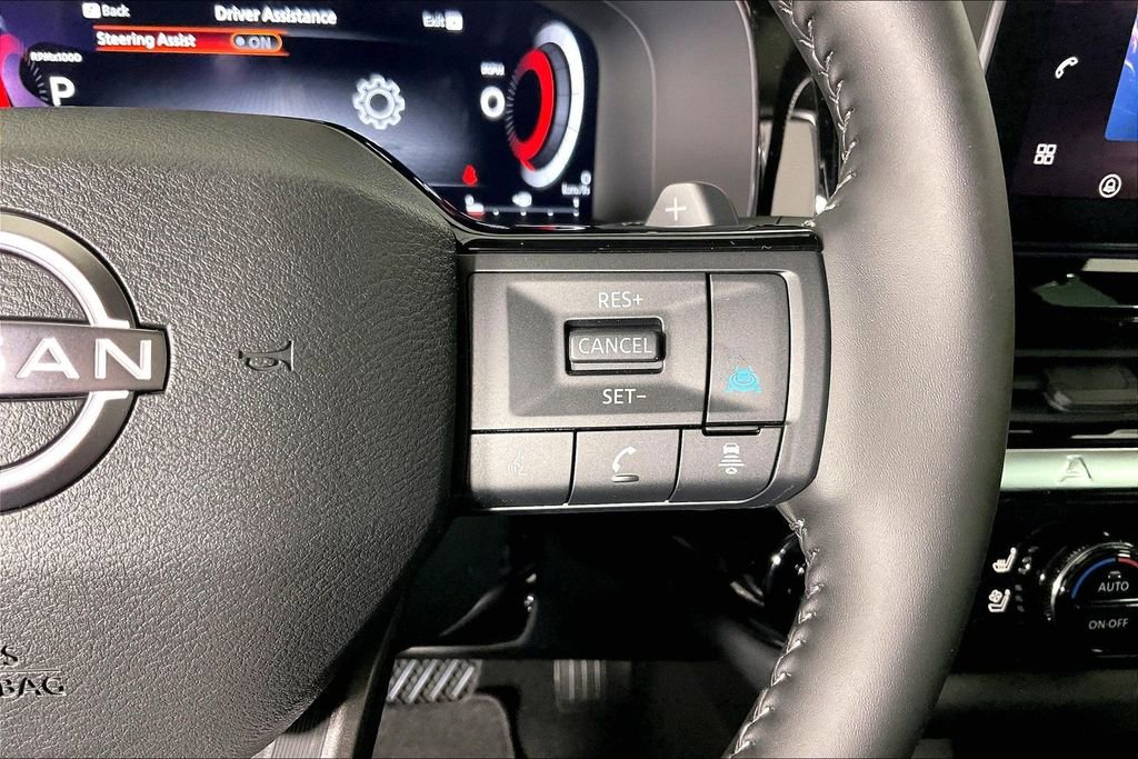 New 2026 Nissan Pathfinder Platinum w/ Cargo Package image 30