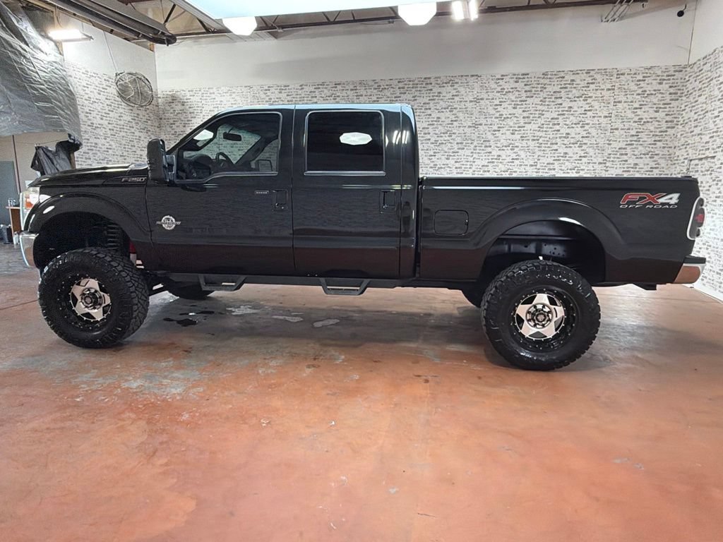 Used 2015 Ford F250 Lariat w/ Lariat Interior Package AWD/4WD image 4