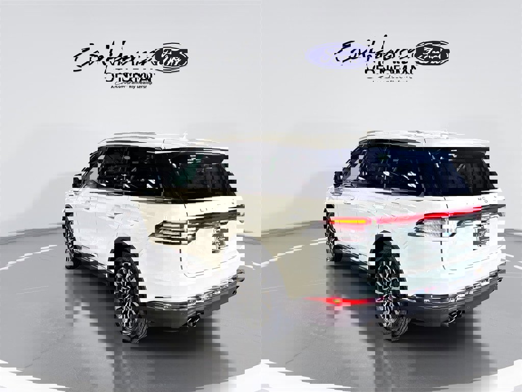 Used 2024 Lincoln Aviator Reserve image 6