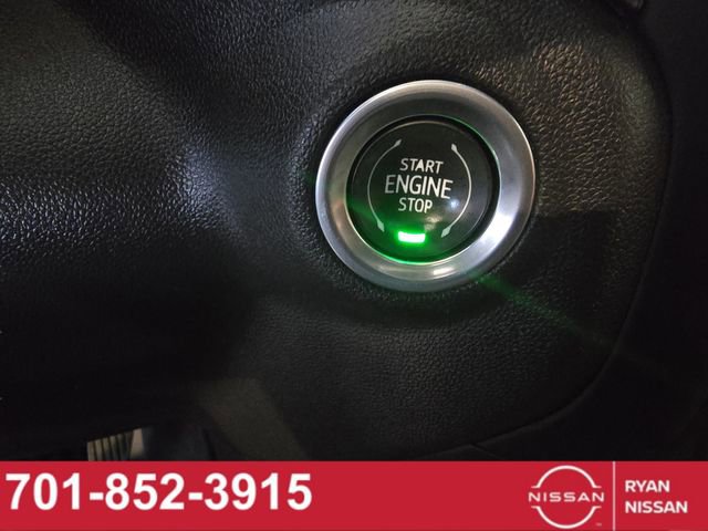 Used 2021 GMC Sierra 1500 AT4 image 32