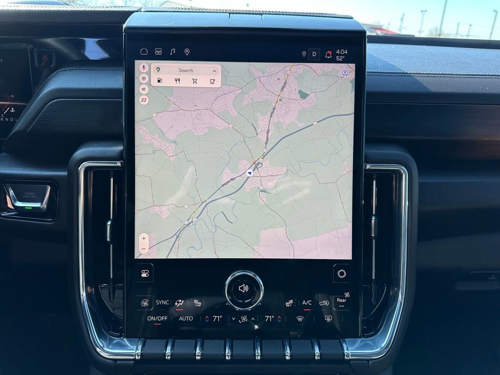 Used 2025 GMC Yukon Denali w/ Sun & Power Step Package image 16