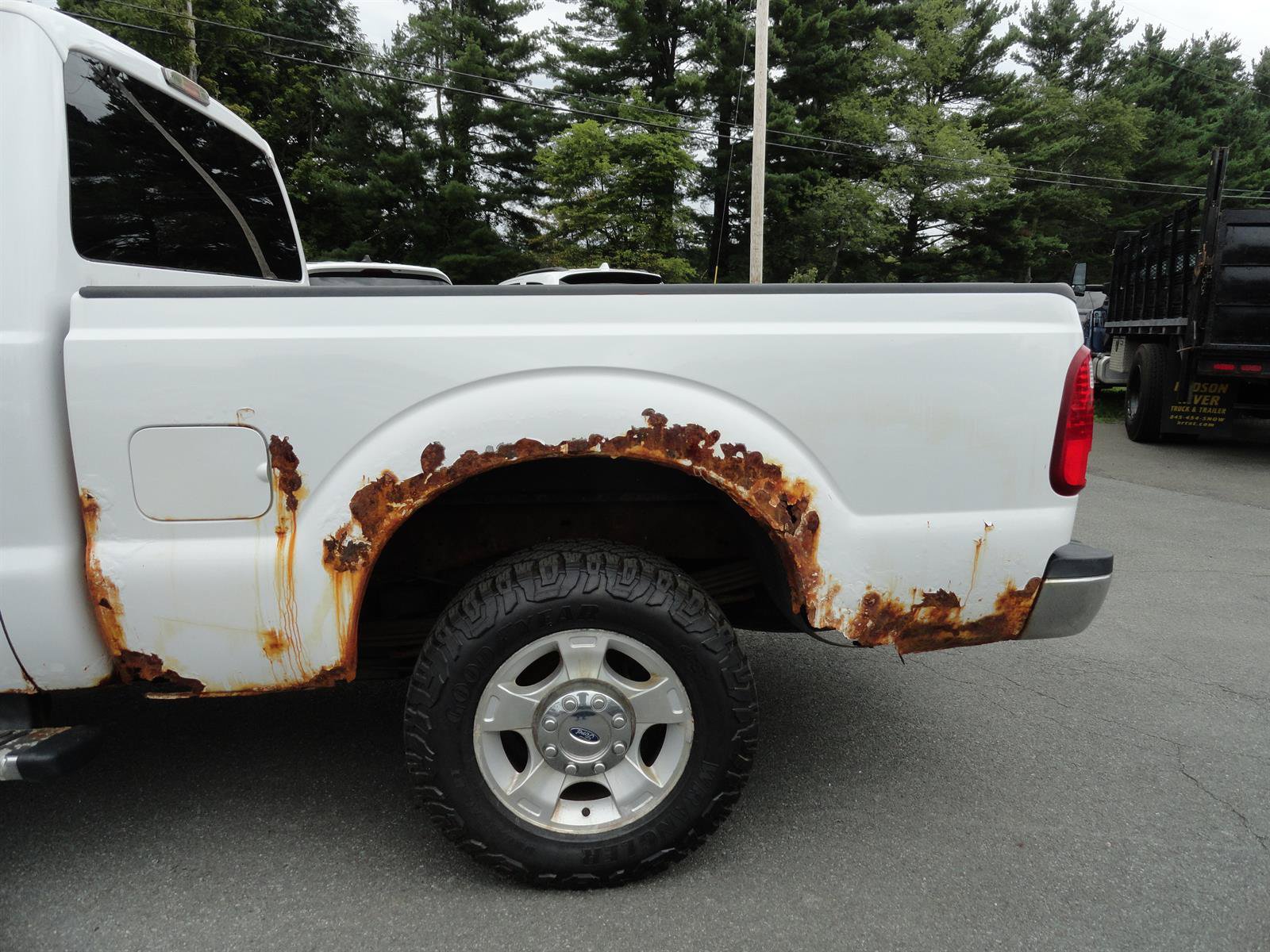 Used 2015 Ford F250 XLT AWD/4WD image 7