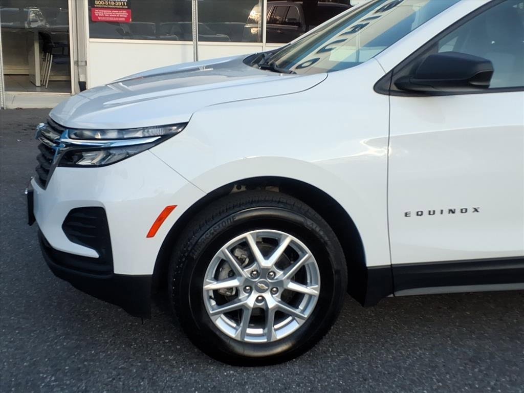 Used 2022 Chevrolet Equinox LS image 7