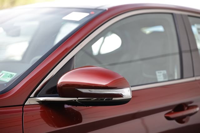 New 2025 Genesis G70 3.3T Advanced image 12