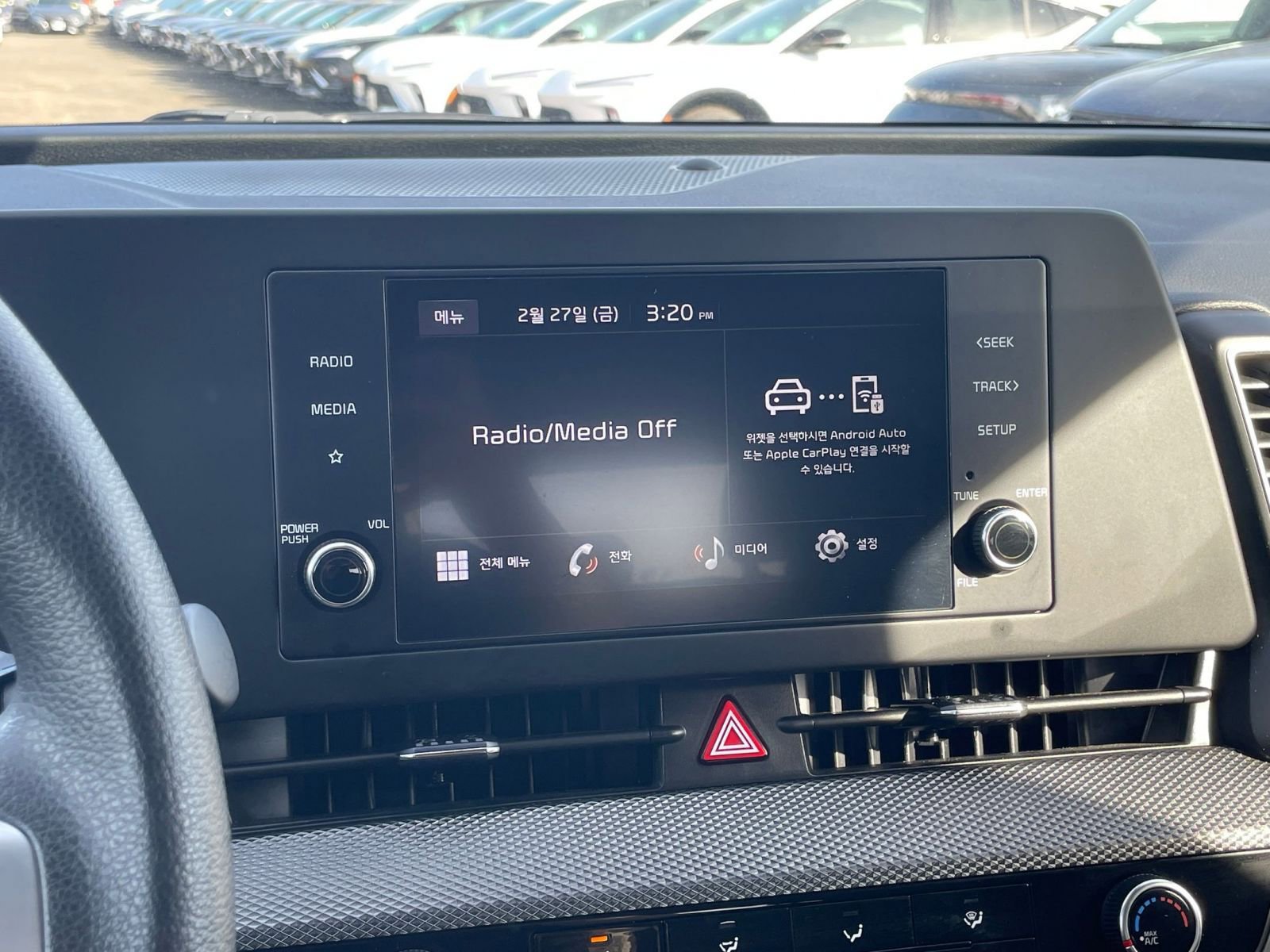 Used 2025 Kia Sportage LX image 20