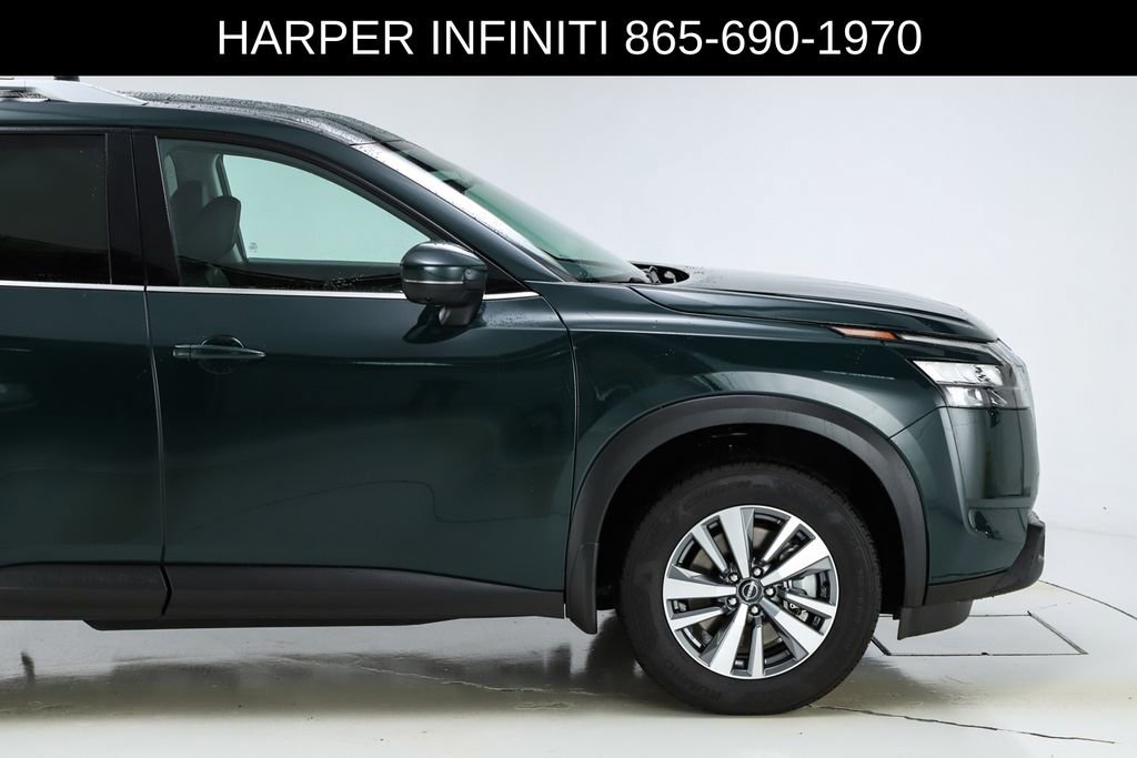 Used 2025 Nissan Pathfinder SL image 51