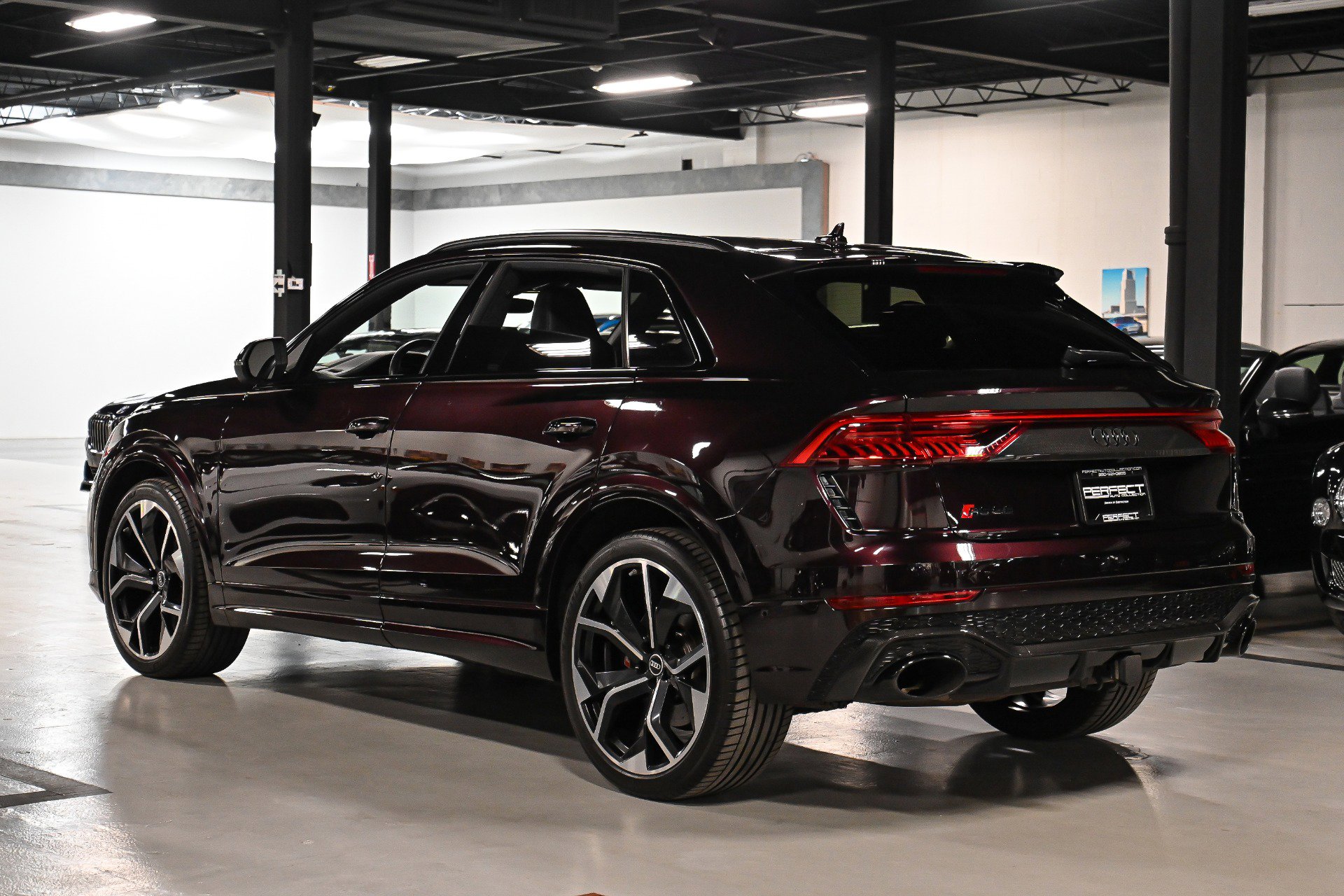 Used 2021 Audi RS Q8 w/ Carbon Optic Package image 62