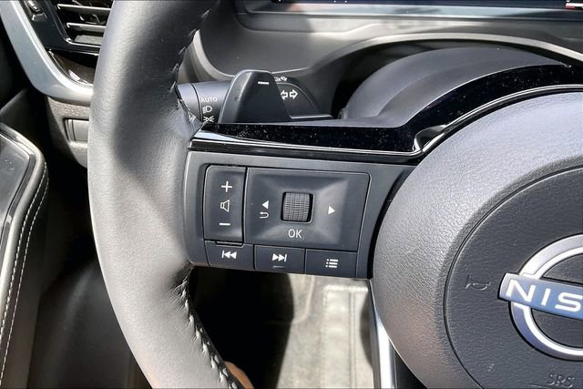 Certified 2024 Nissan Rogue SL w/ SL Premium Package AWD/4WD image 16