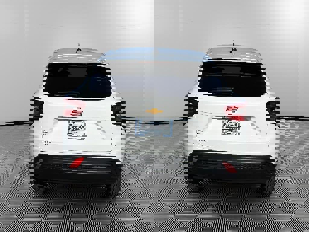 New 2026 Chevrolet Trax LS image 6