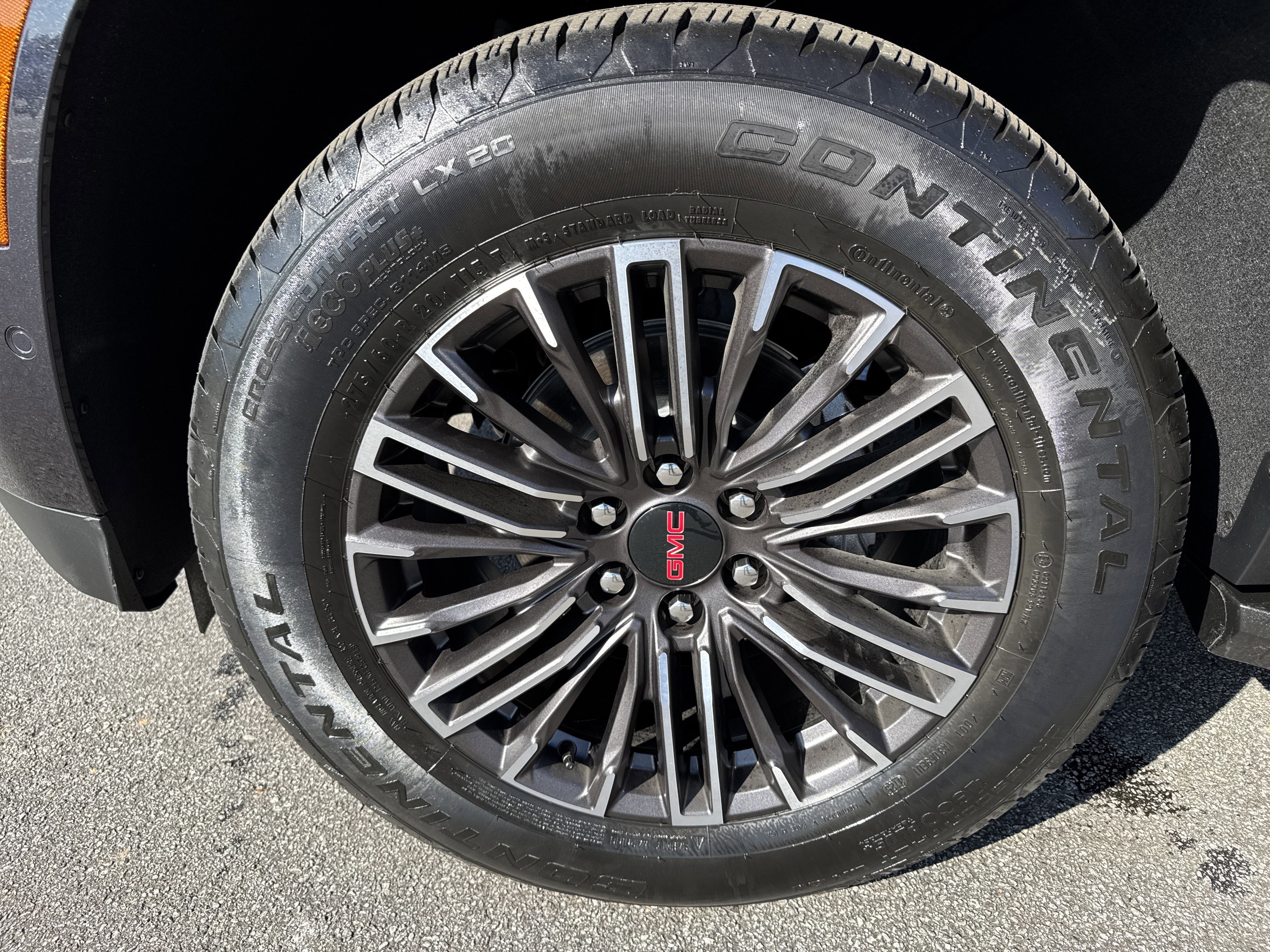 Used 2026 GMC Yukon XL Elevation w/ Elevation Premium Package image 13