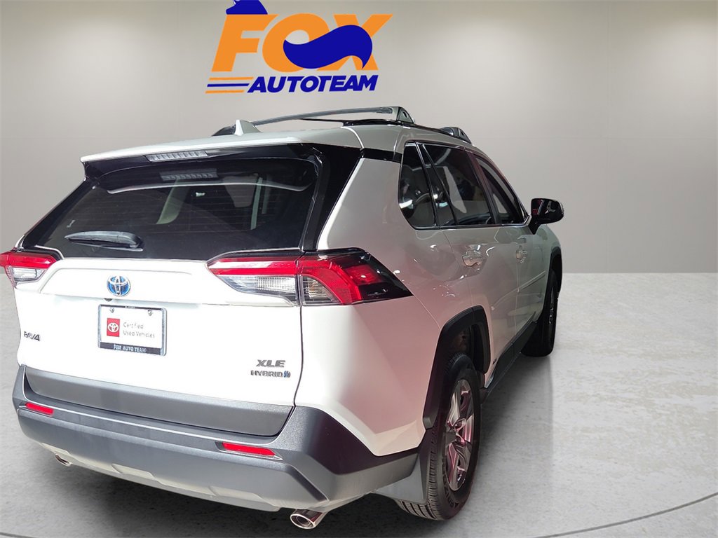 Used 2022 Toyota RAV4 XLE image 3