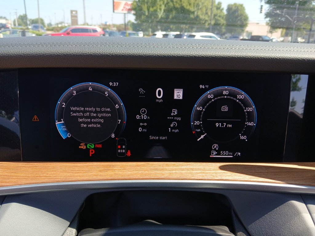 New 2026 Volkswagen Tiguan SEL R-Line AWD/4WD image 13