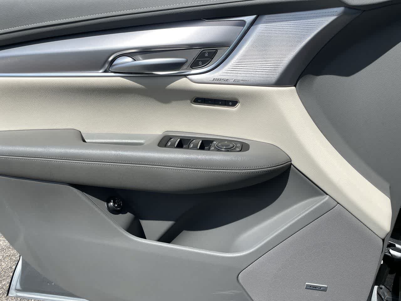 Certified 2024 Cadillac XT5 Premium Luxury AWD/4WD image 34