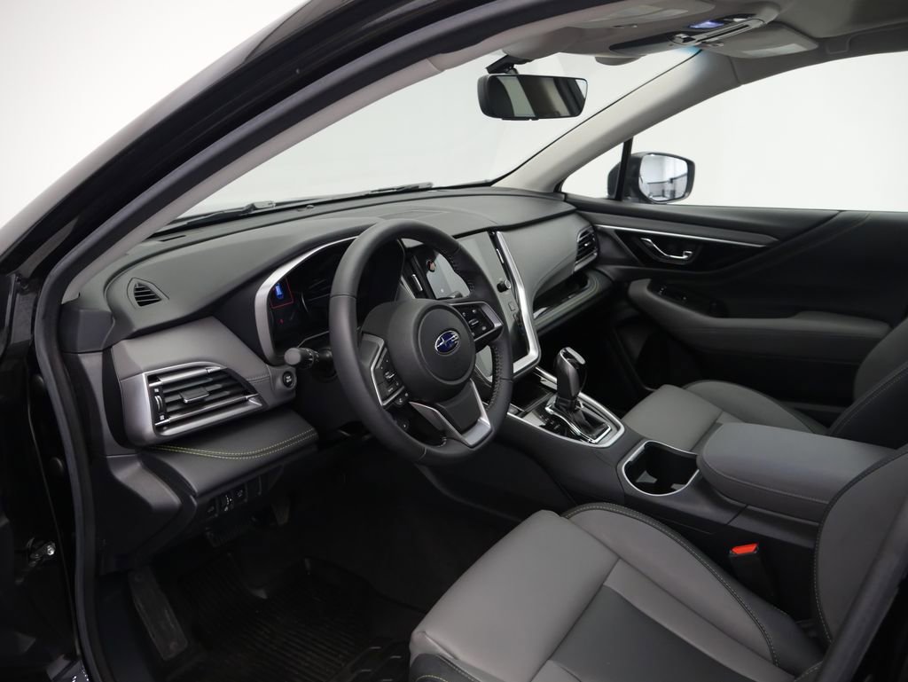 Used 2020 Subaru Outback Onyx Edition XT image 4