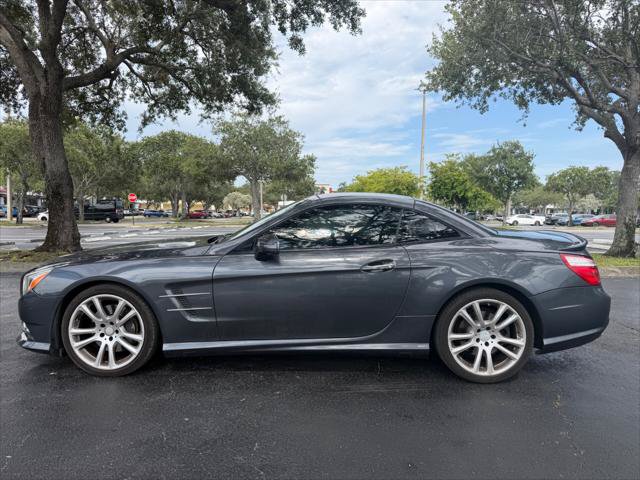 Used 2013 Mercedes-Benz SL 550 image 7