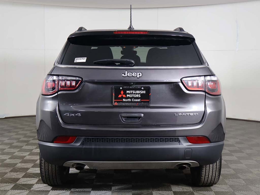 Used 2023 Jeep Compass Limited image 12