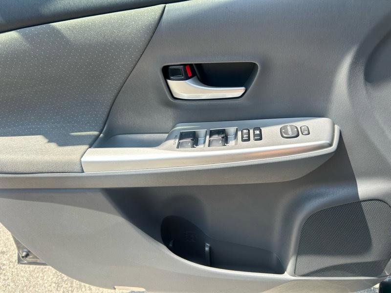 Used 2012 Toyota Prius V Two FWD image 7