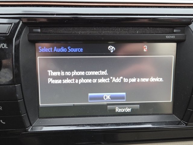 Used 2014 Toyota Corolla LE image 3