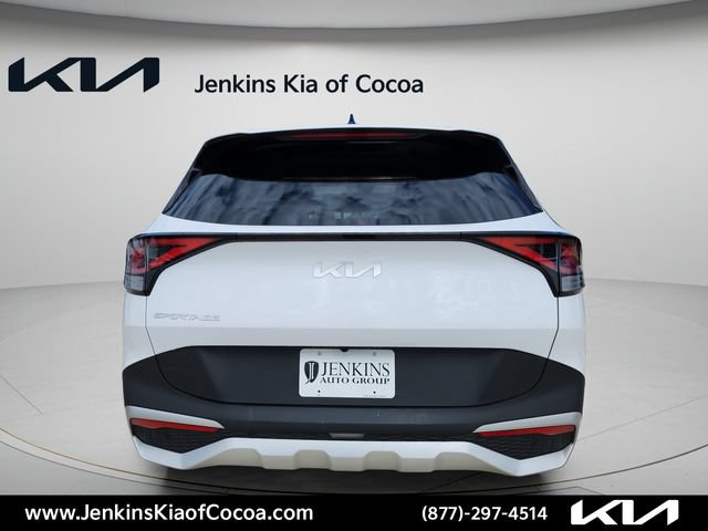 Certified 2025 Kia Sportage EX FWD image 6