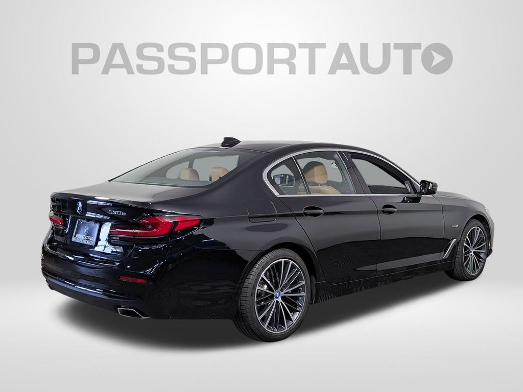Certified 2023 BMW 530e xDrive w/ Premium Package AWD/4WD image 7