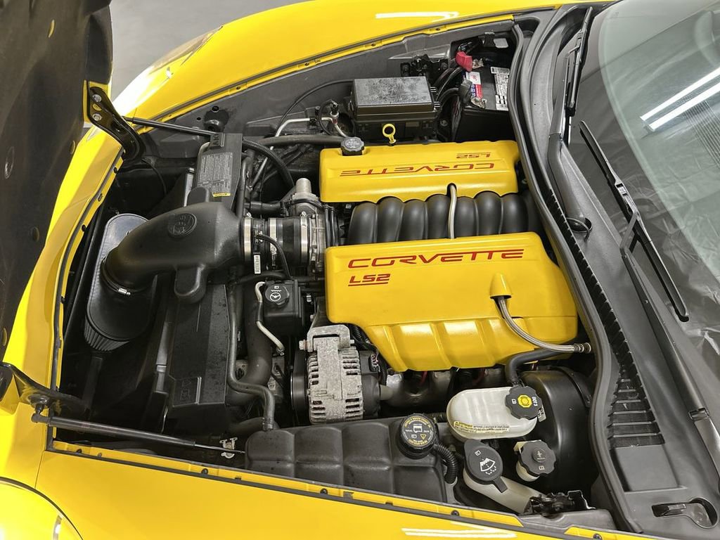 Used 2005 Chevrolet Corvette Convertible w/ Preferred Equipment Group RWD image 22
