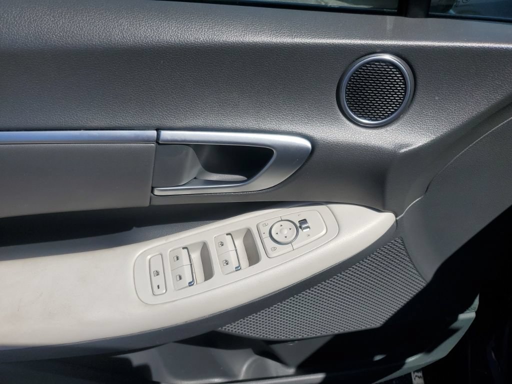 Used 2024 Hyundai Sonata SEL FWD image 14