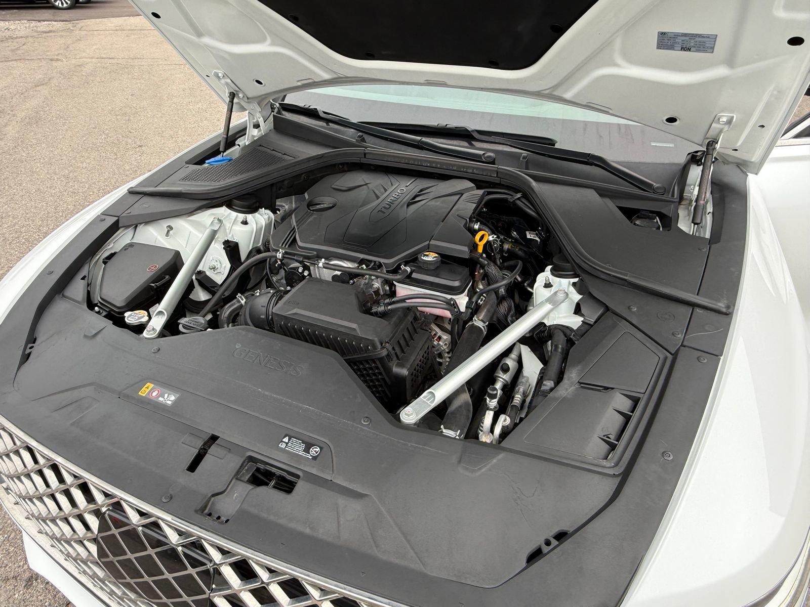 Used 2023 Genesis G80 2.5T image 33