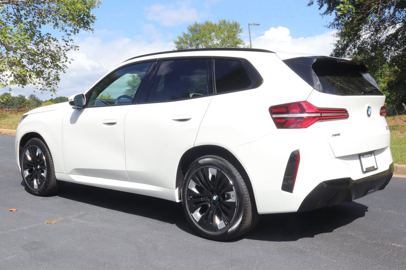 New 2026 BMW X3 xDrive30 w/ Premium Package image 4