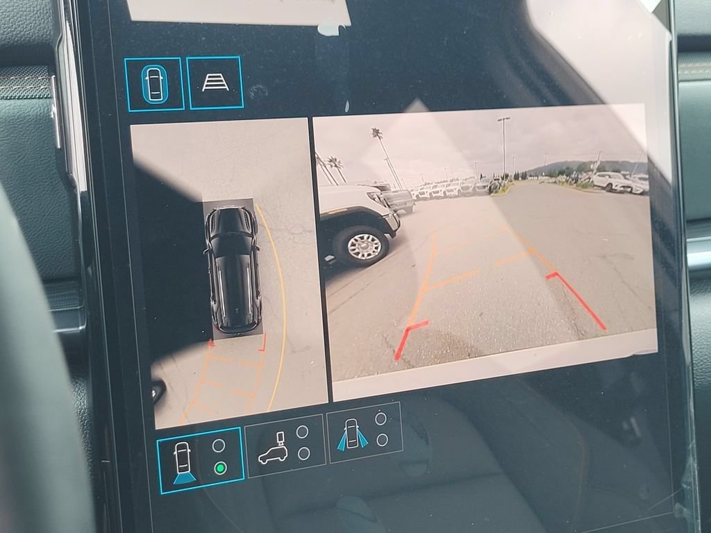 New 2026 GMC Terrain AT4 w/ Technology Package II AWD/4WD image 15