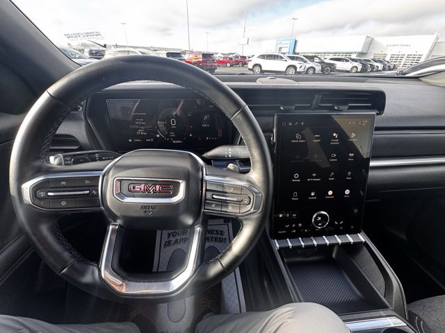 Used 2025 GMC Terrain Elevation image 13