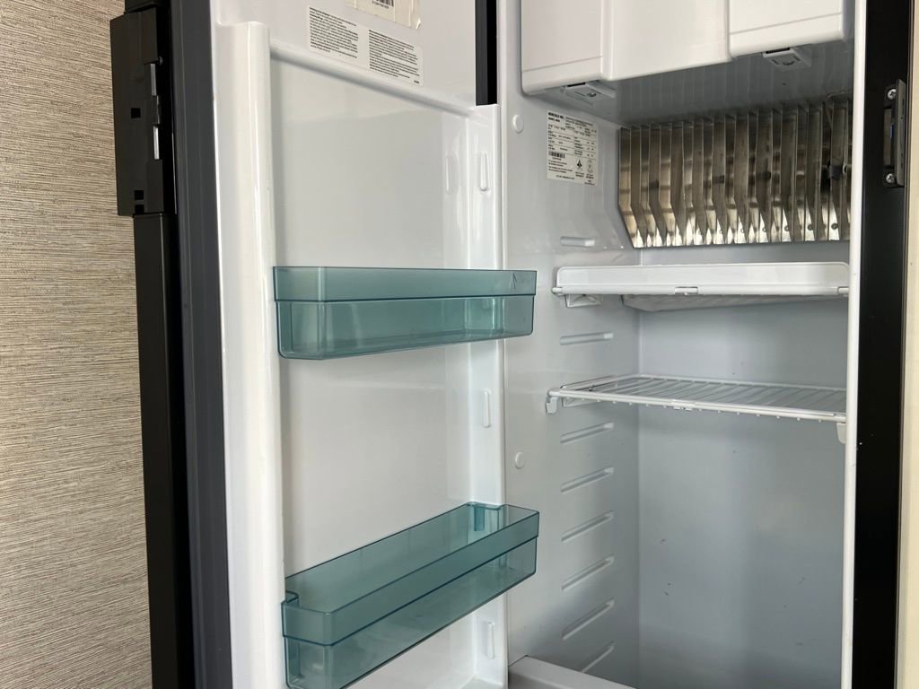 Used 2020 Mercedes-Benz Sprinter 3500 image 18