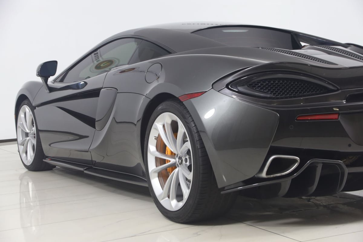 Used 2020 McLaren 570S Coupe RWD image 35
