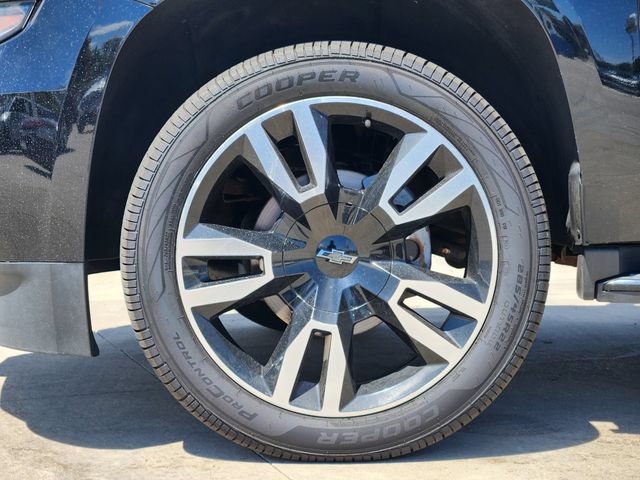 Used 2019 Chevrolet Tahoe Premier AWD/4WD image 12