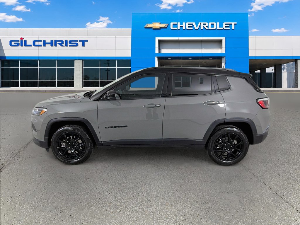 Used 2023 Jeep Compass Latitude AWD/4WD image 5
