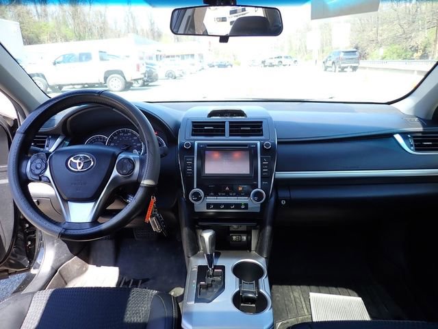 Used 2012 Toyota Camry SE image 12