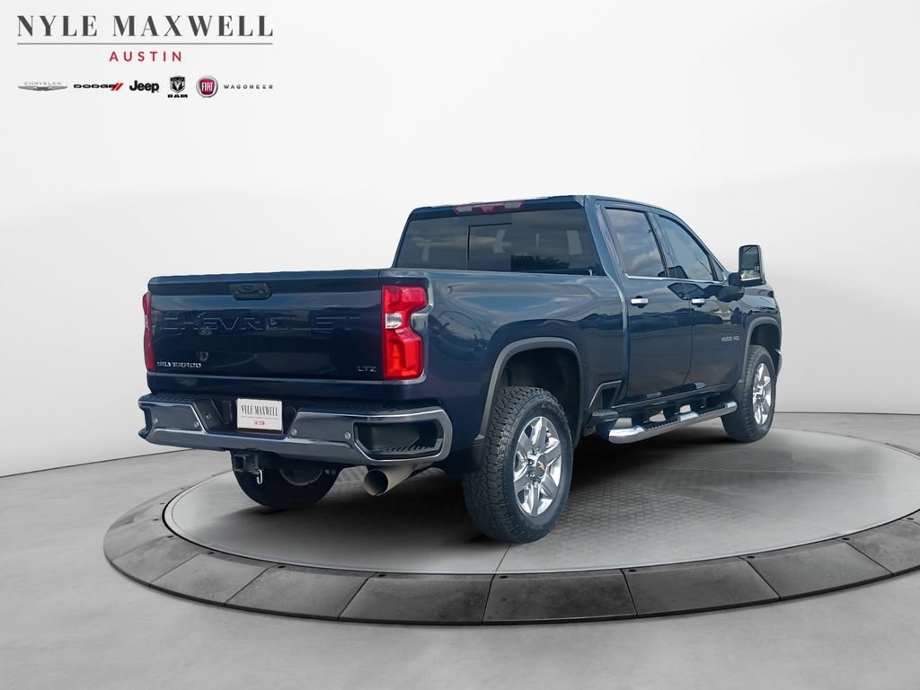 Used 2021 Chevrolet Silverado 2500 LTZ w/ LTZ Premium Package image 16