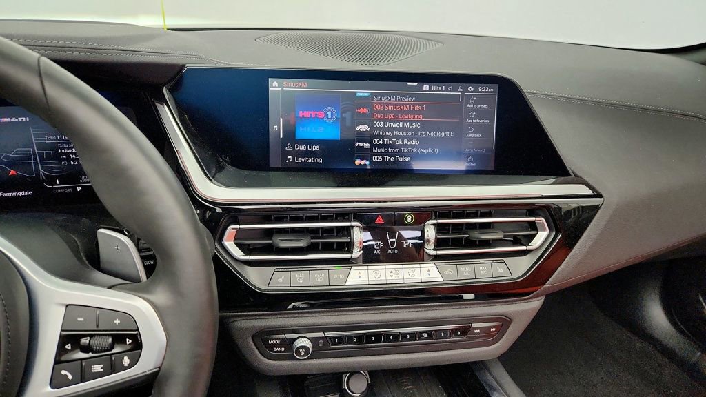 Used 2025 BMW Z4 M40i w/ Premium Package image 17