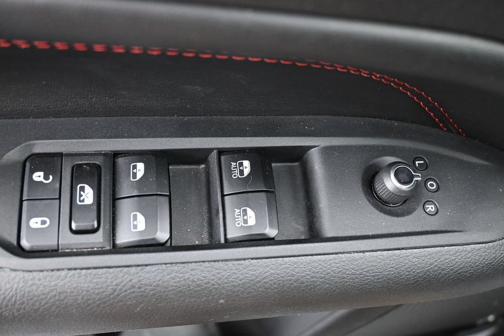 Used 2025 Jeep Compass Trailhawk AWD/4WD image 20